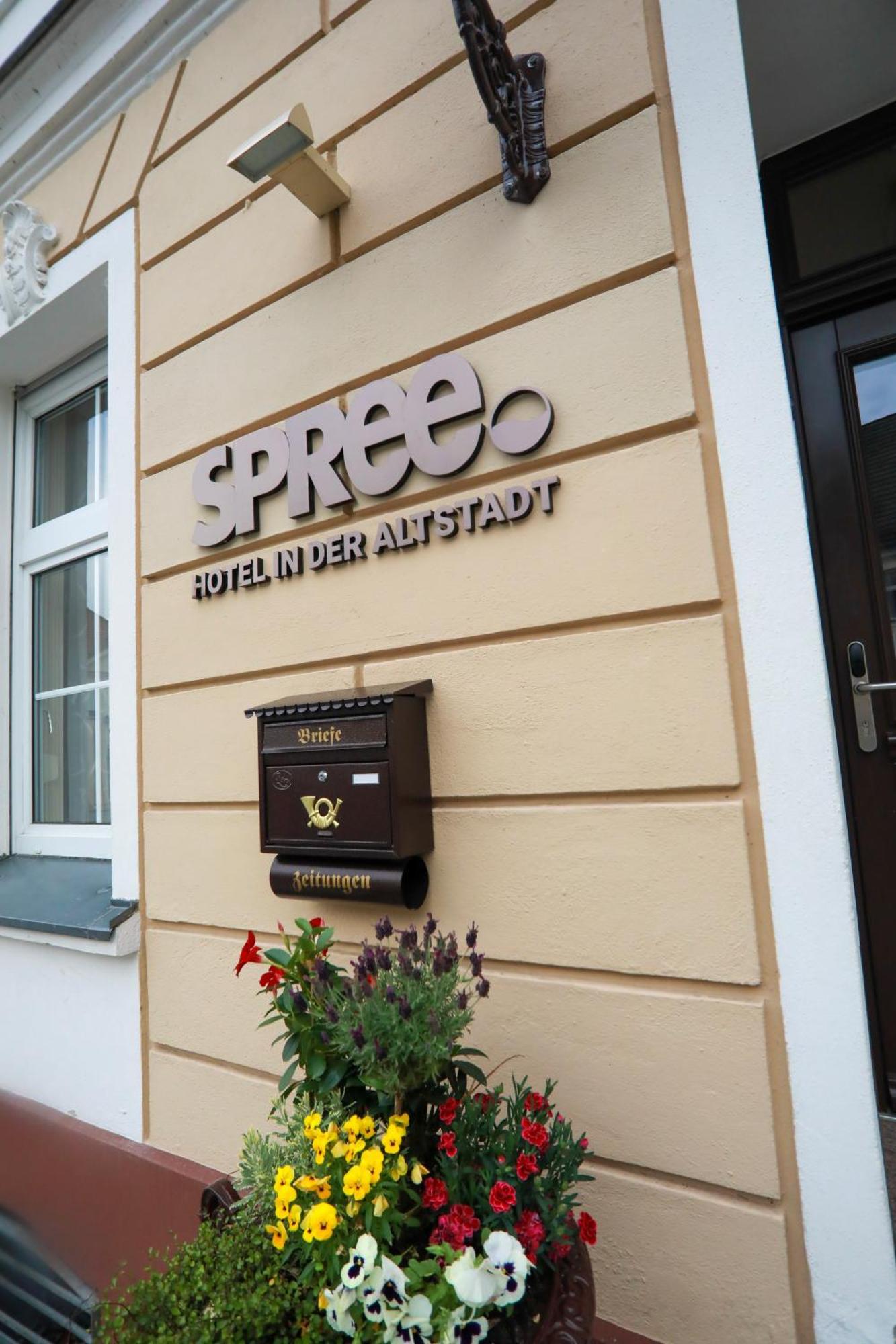 Spree Hotel In Der Altstadt 吕本瑙 外观 照片